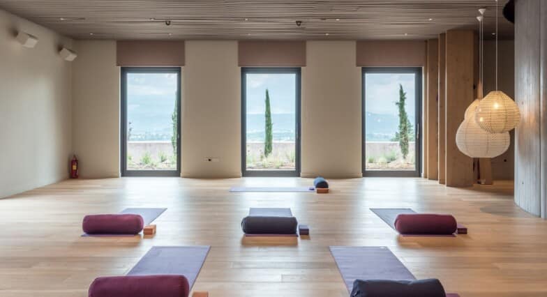 Calming rooms to practice focused relaxation during a yoga retreat in Greece at Euphoria.